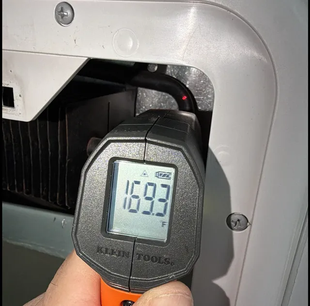 RV refrigerator not cooling? We provide mobile diagnostics and repair for Norcold and Dometic RV refrigerators.